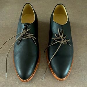 Size 7 Nisolo Black Oxfords